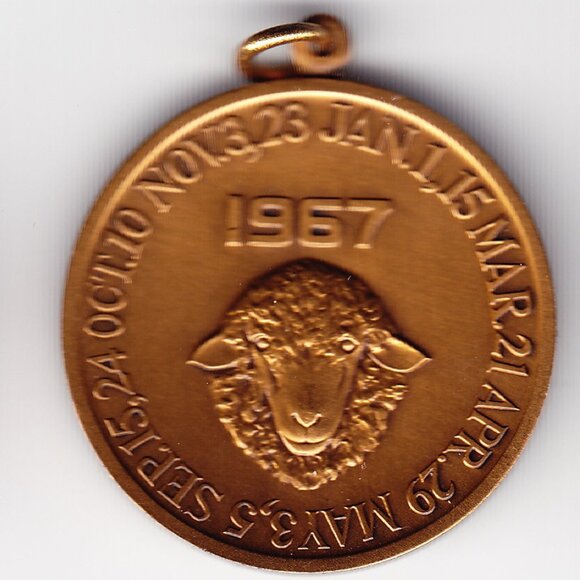 1967 China Year of the Ram Medal (b51) - Picture 1 of 2